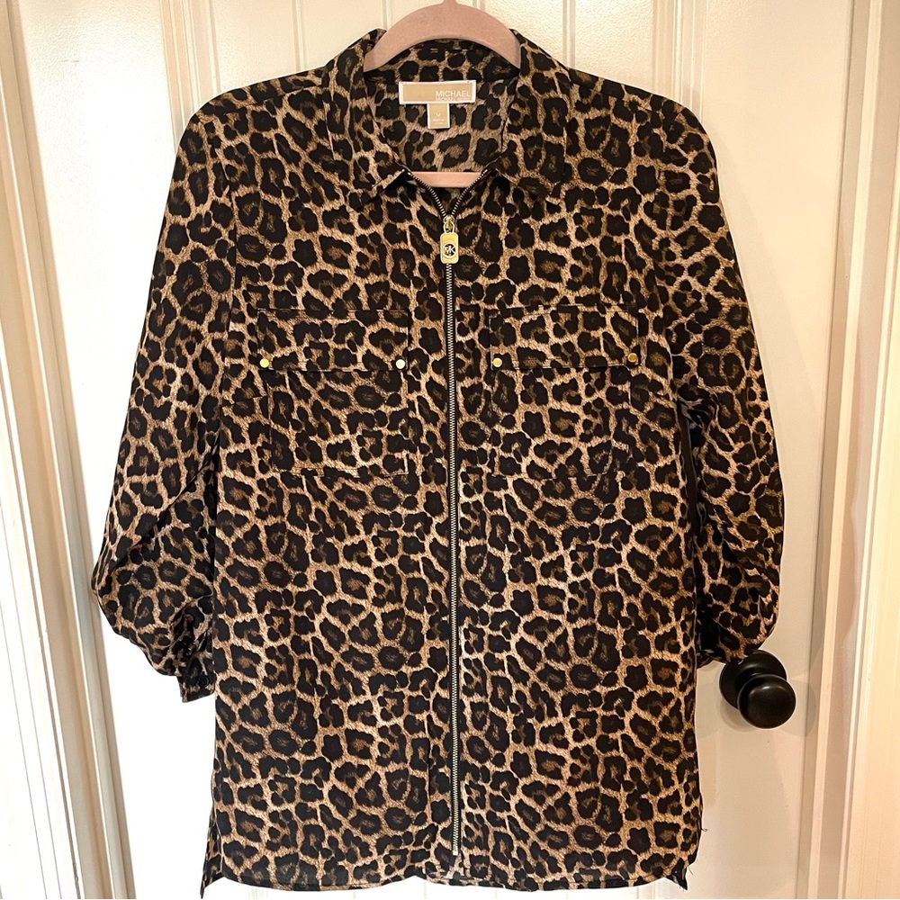 Michael Kors Leopard Dog Tag Shirt, size Medium, like new!
